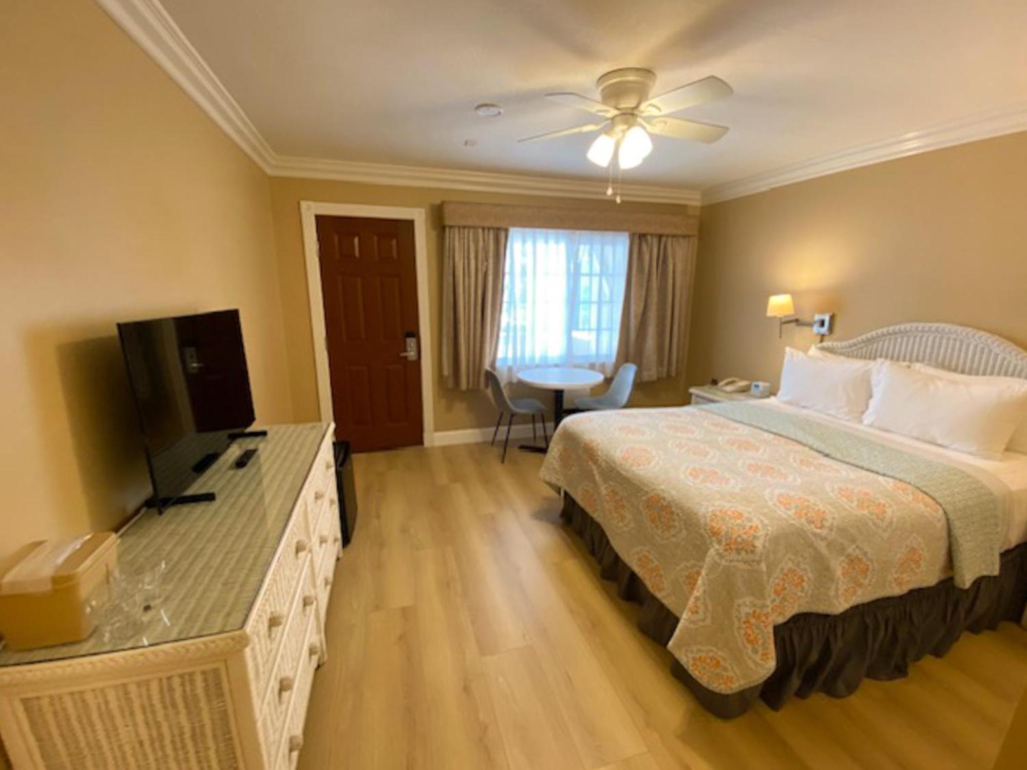 Muscle Shoals Cliff House Inn חדר תמונה